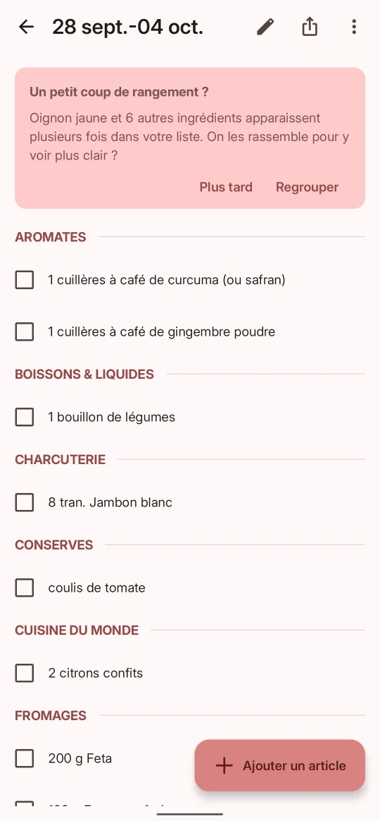 Liste de courses classée par rayon, avec la proposition de regrouper les ingrédients en double